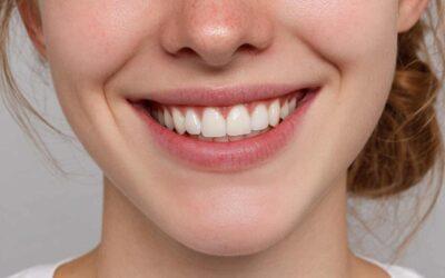 ¿Por qué se tuercen los dientes? respuesta desdeISO dentistas logroño