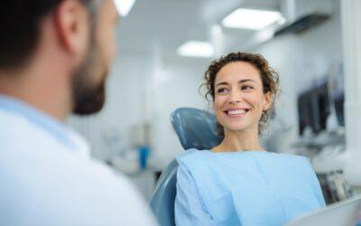 Primera visita al dentista: qué pasa en una revisión completa